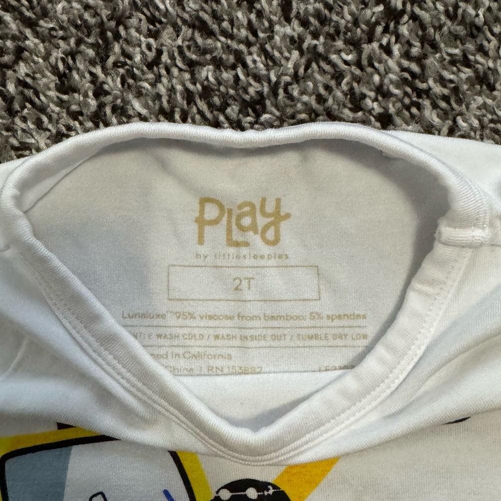 Little Sleepies Birthday Builders bamboo tee, size 2T - Picture 2 of 3